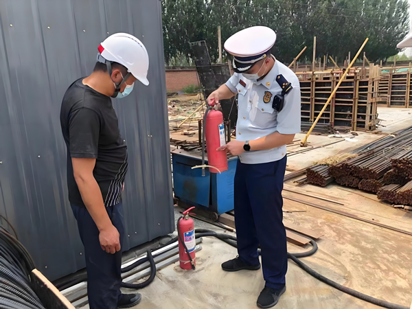 滅火器外觀檢查 滅火器外觀檢查