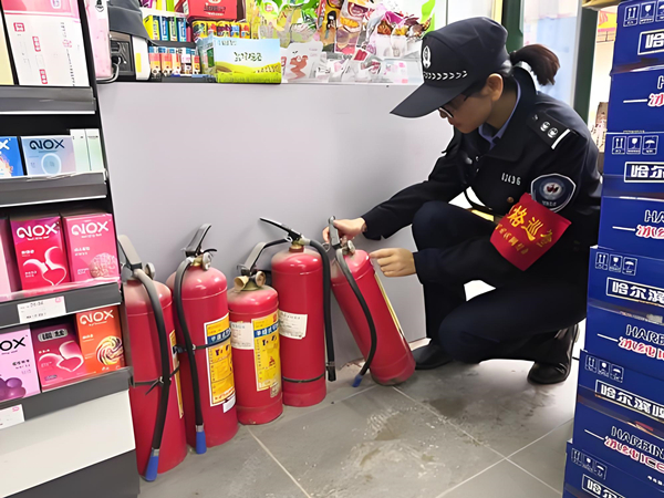 滅火器操作機構檢查 滅火器操作機構檢查